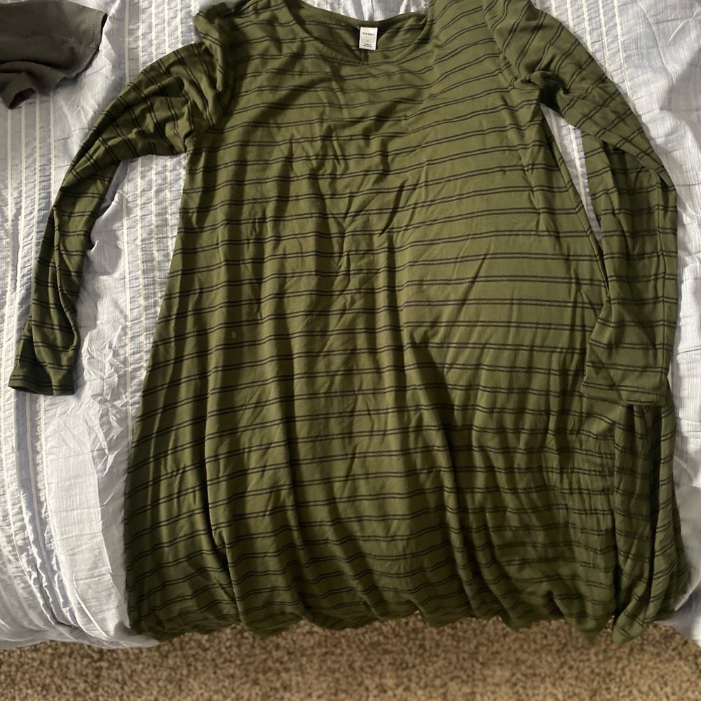 Old navy: long sleeve striped dress